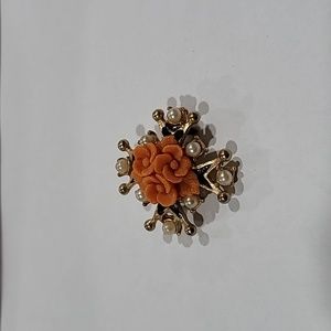 Beautiful Vintage Brooch